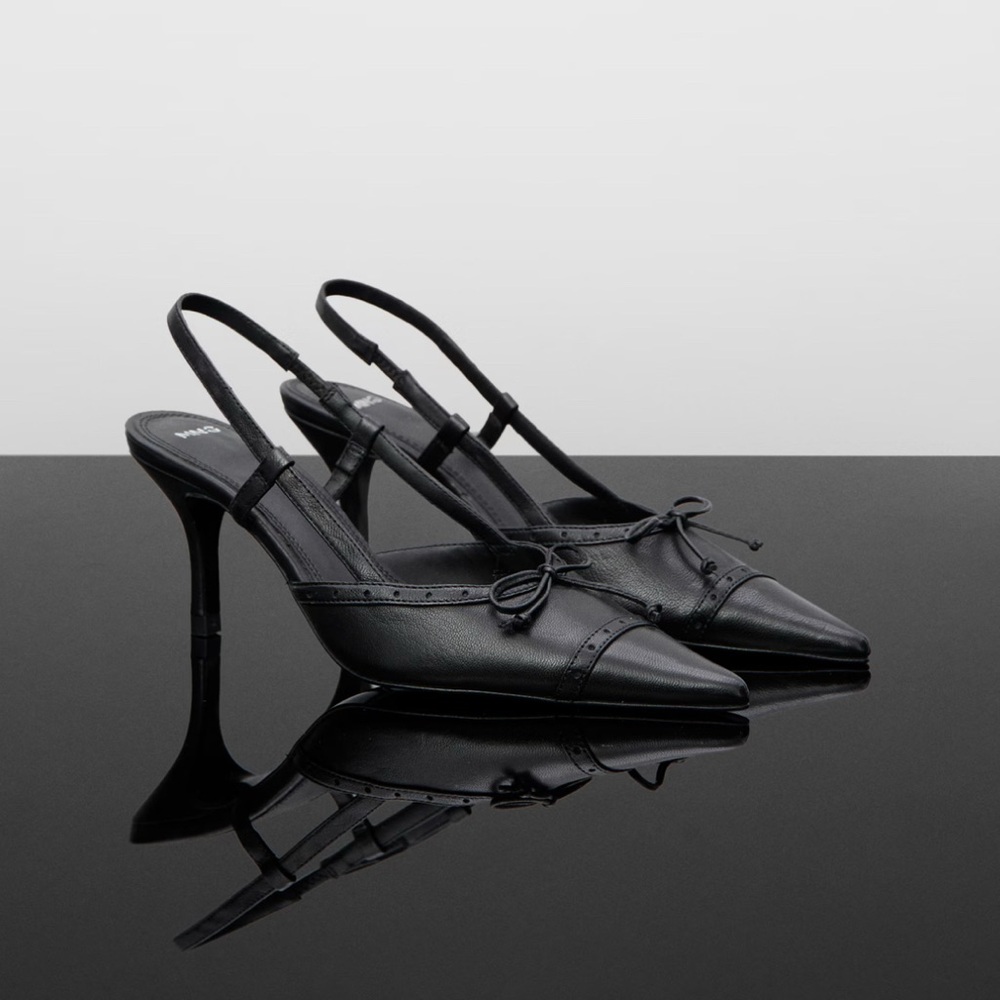 Elegant Black Slingback Heels - Picture 2 of 3